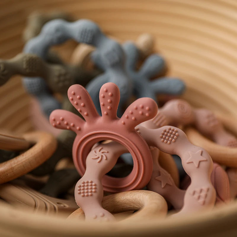 Bracelet pendentif anneau de dentition en silicone pour bébé