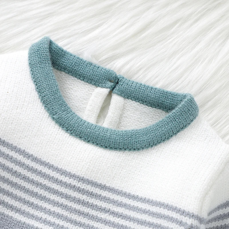 2 Piece Knitted Striped Suit