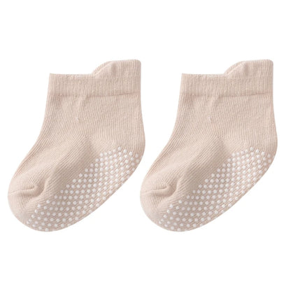 Essentials Rib Socks