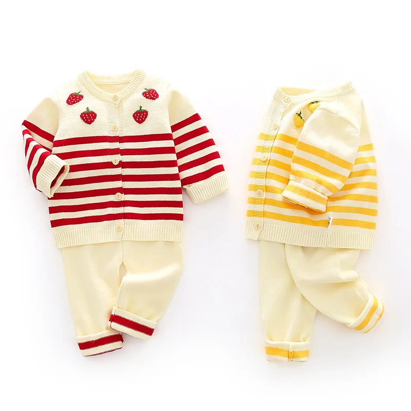 2 Piece Autumn Strawberry Outfit