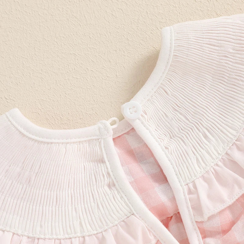 Barboteuse à manches courtes avec broderie à carreaux