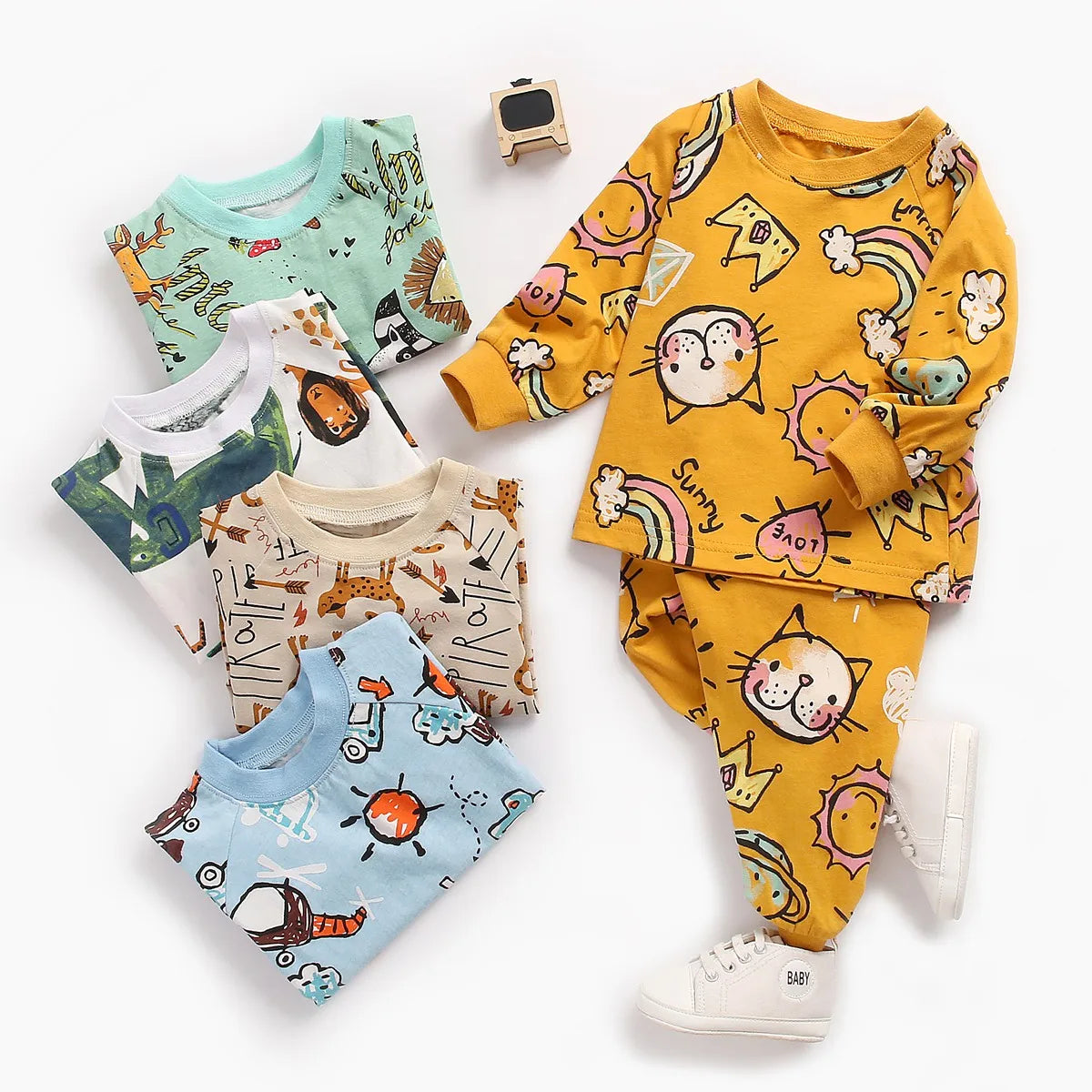 2 Piece Cartoon Autumn Suit
