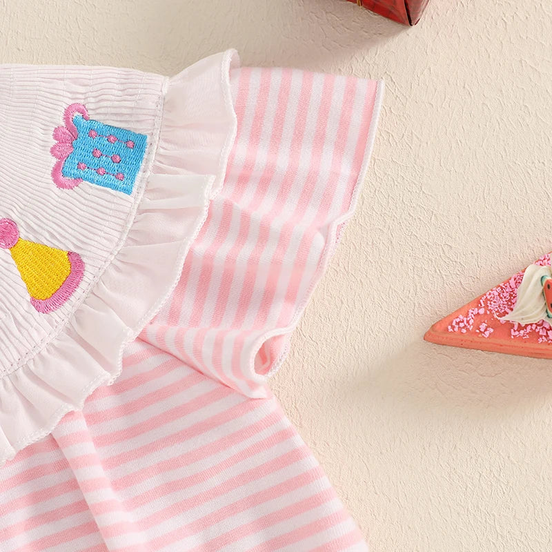 Barboteuse à manches courtes avec broderie à carreaux