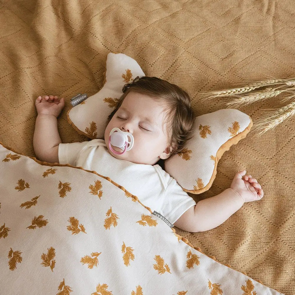 HOUSBAY™ Bow Shape Pillow