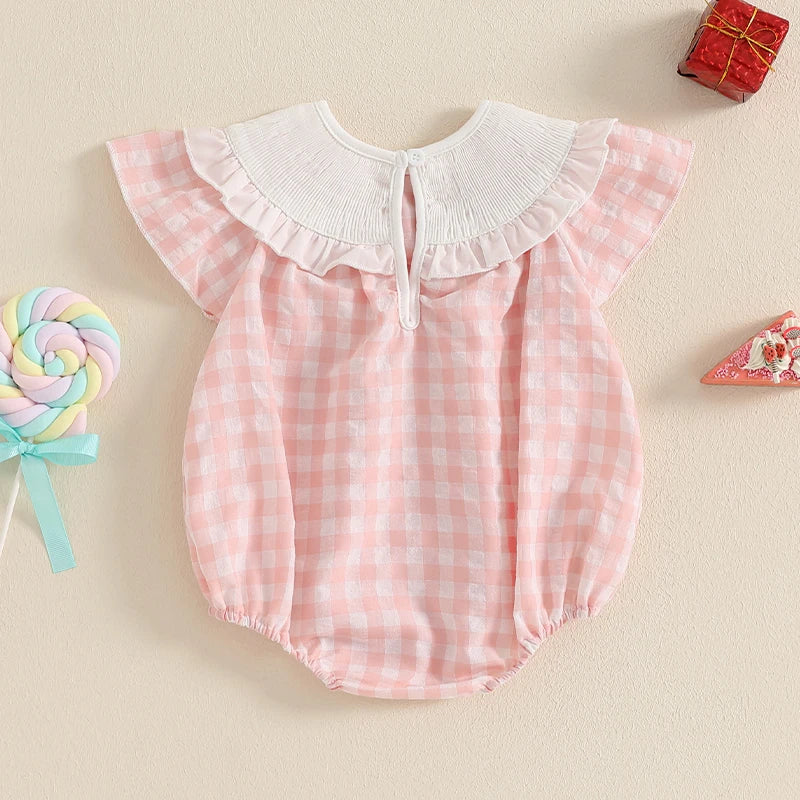 Barboteuse à manches courtes avec broderie à carreaux