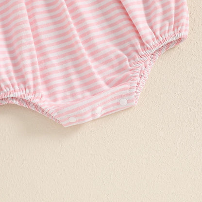 Barboteuse à manches courtes avec broderie à carreaux