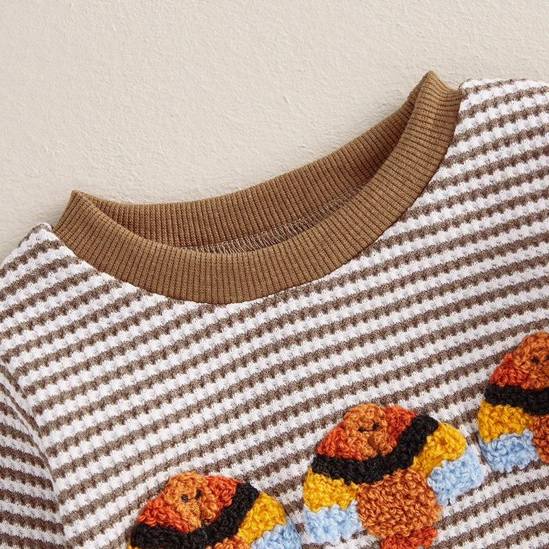 Barboteuse décontractée à manches longues avec broderie de dinde et rayures