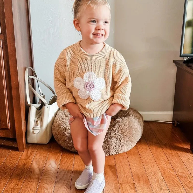 Pull à manches longues avec broderie florale